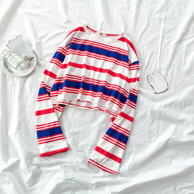 Bluză casual de damă în dungi, cu decolteu oval