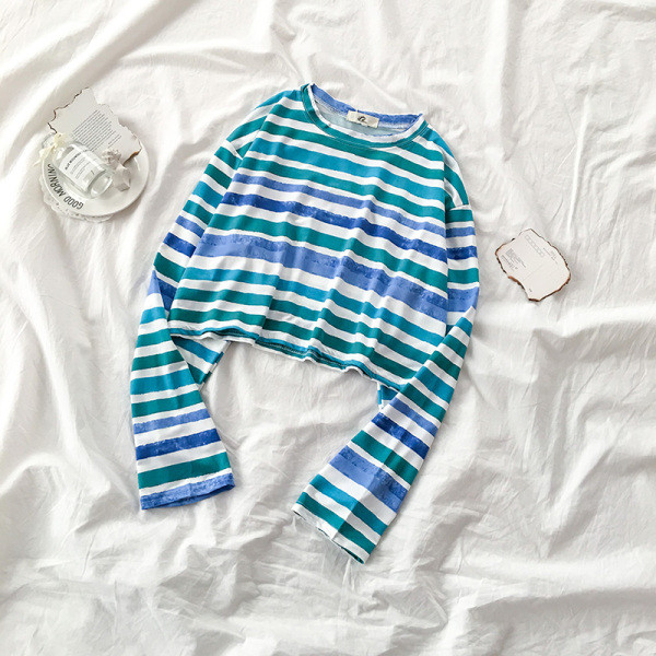 Bluză casual de damă în dungi, cu decolteu oval