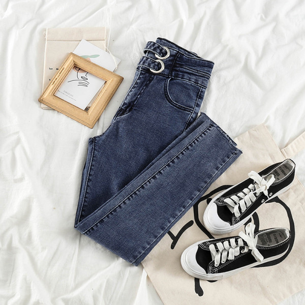 Női lezser hosszú farmernadrág zsebekkel és gombokkal