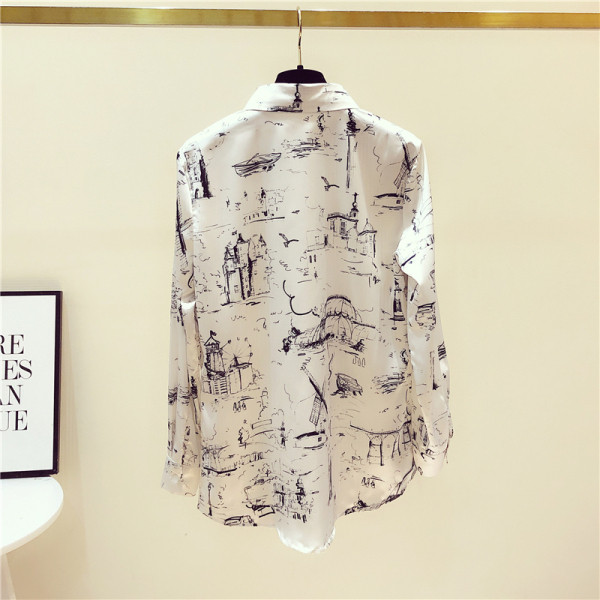 Модерна дамска риза с класическа яка и апликация 