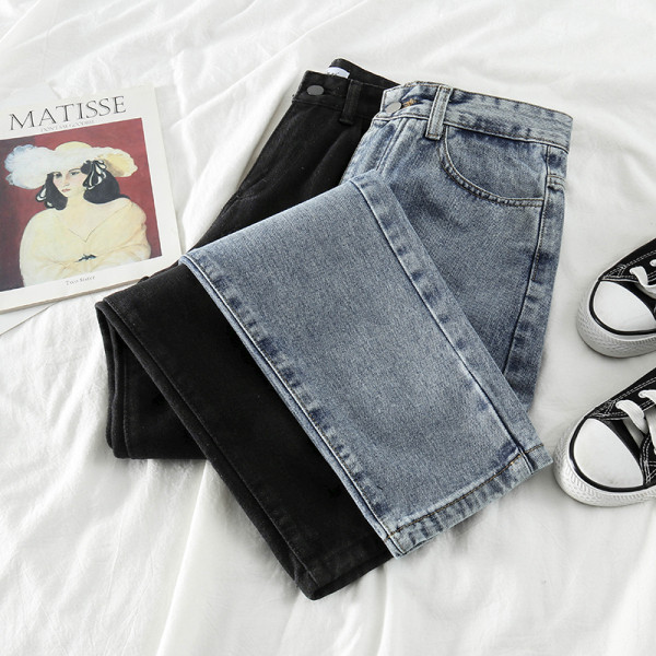 Női alkalmi farmer magas derékkal, zsebekkel - egyenes modell