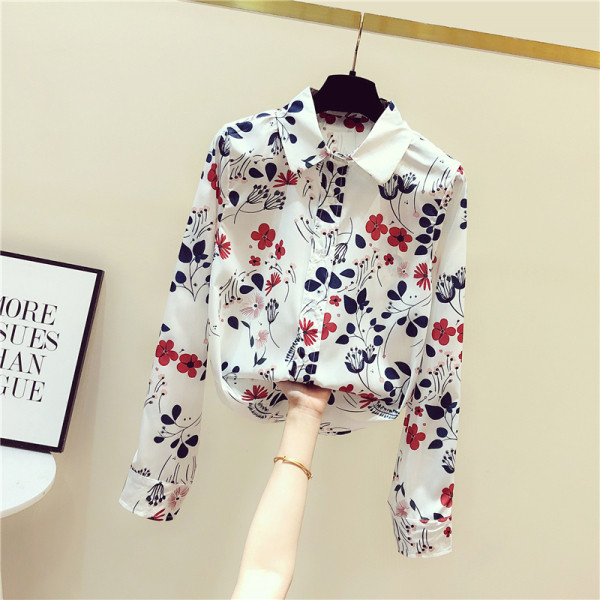 Ikdienas sieviešu krekls ar ziedu motīviem un klasisku apkakli