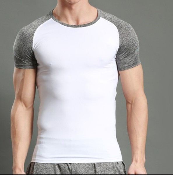 Vīriešu ikdienas blūze ar īsām piedurknēm un ovālu kakla izgriezumu