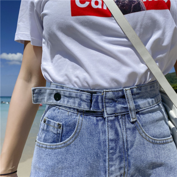 Ikdienas sieviešu šorti ar augstu vidukļa platuma modeli