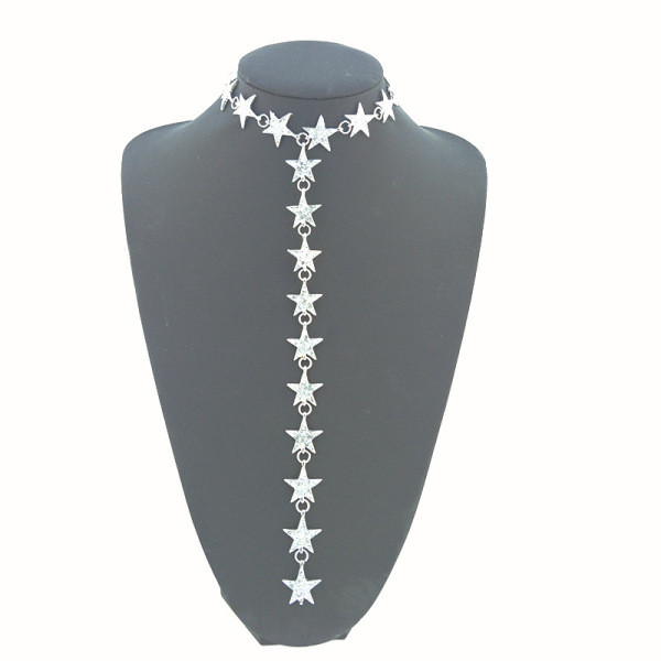 Moodne naiste kaelakee tähtedega