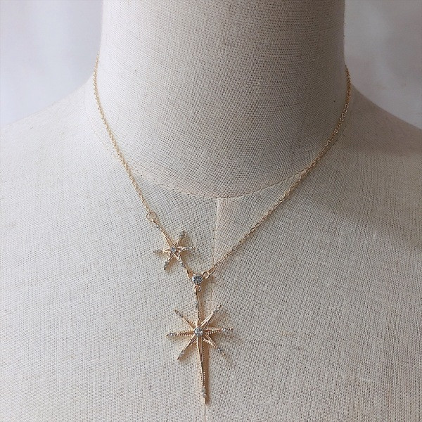 Arany kétrészes női nyaklánc csillagos medállal