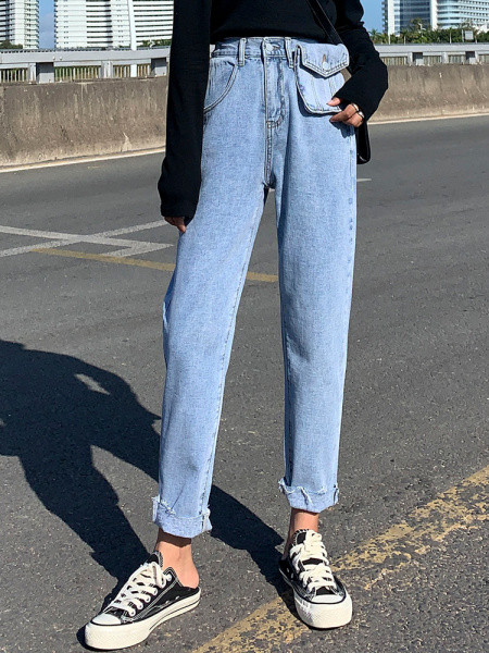 Dabartiniai lengvi moteriški džinsai su didele kišene ir dydžiais iki 5XL