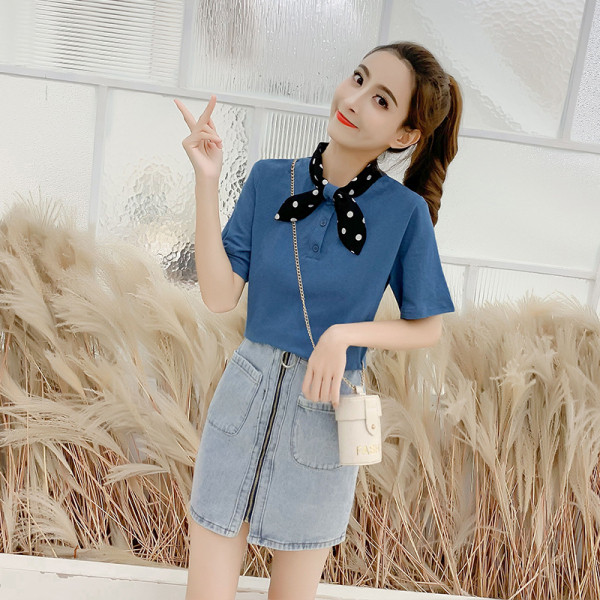 Tricou de dama modern cu panglica si nasturi