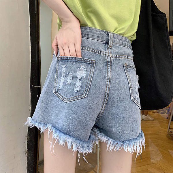 Naujas džinsinių šortų modelis aukštu liemeniu, suplyšusiais motyvais ir dydžiais iki 5XL