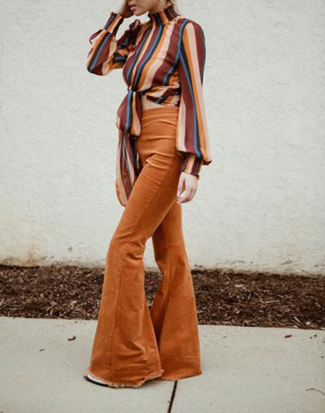 Modernūs moteriški marškiniai aukšta apykakle ir ilgomis rankovėmis