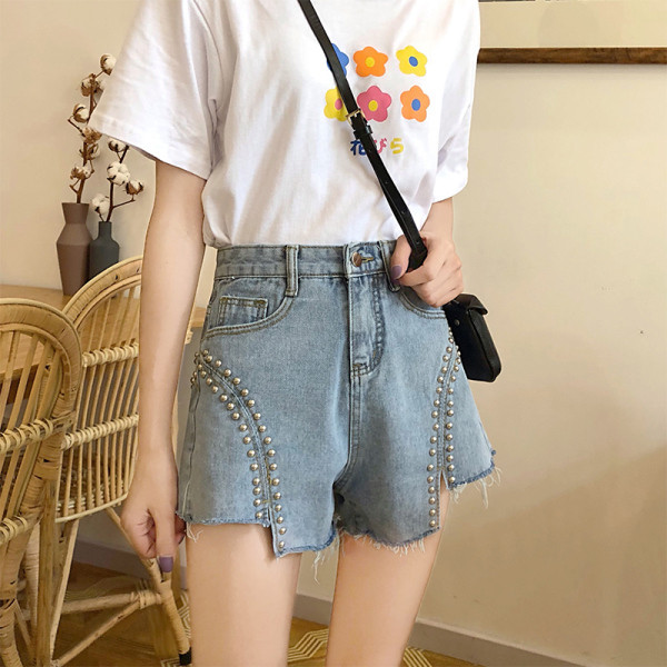 Uue mudeli laia piha ja metallist aasadega lühikesed teksad