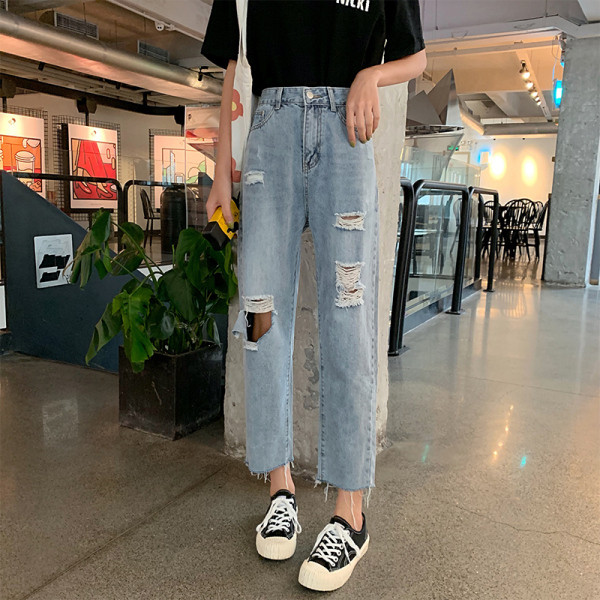 Blugi de dama moderni model drept cu talie inalta si motive rupte