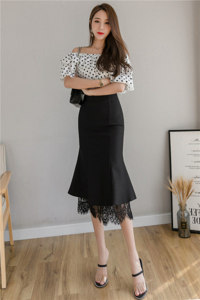 Jauna modeļa eleganti sieviešu svārki ar augstu vidukli un mežģīnēm