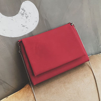 Geanta de dama moderna cu inchidere metalica si maner lung