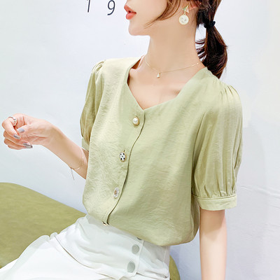 Naujo modelio moteriški marškiniai su sagomis ir trumpomis rankovėmis