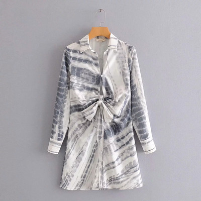 Laisvalaikio moteriška suknelė klasikine apykakle ir ilgomis rankovėmis