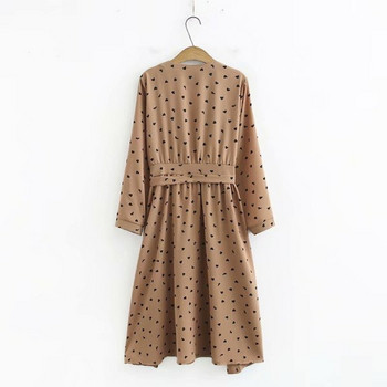 Ikdienas sieviešu kleita ar garām piedurknēm, jostu un dziļu kakla izgriezumu