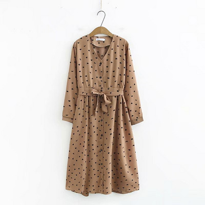 Ikdienas sieviešu kleita ar garām piedurknēm, jostu un dziļu kakla izgriezumu