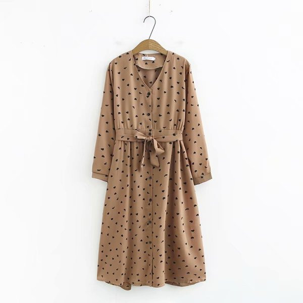 Ikdienas sieviešu kleita ar garām piedurknēm, jostu un dziļu kakla izgriezumu