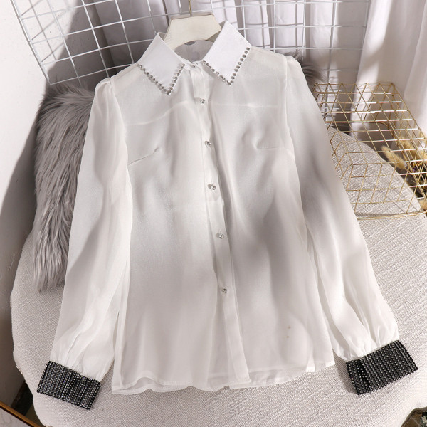 Moderna ženska košulja s klasičnom kragnom, dugim rukavima i kamenčićima