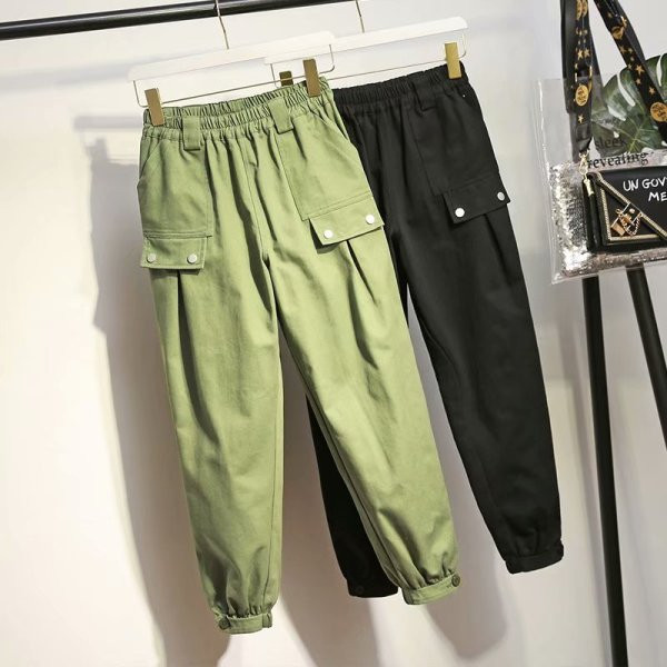 Alkalmi női hosszú nadrág zsebekkel és nyakkendőkkel