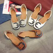 Sieviešu pavasara kurpes ar plakanu zoli un sprādzi