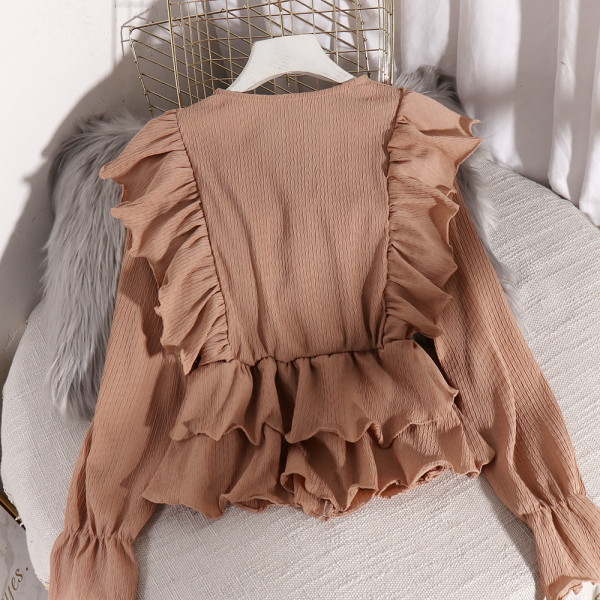 Stilinga moteriška iškirpta palaidinė ilgomis rankovėmis ir V formos iškirpte