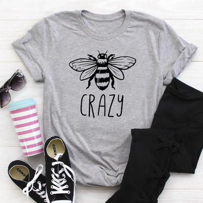 Sieviešu t-krekls ar aplikāciju un īsām piedurknēm