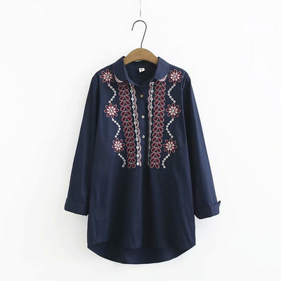 Neformāls sieviešu plats krekls ar garām piedurknēm un izšuvumiem