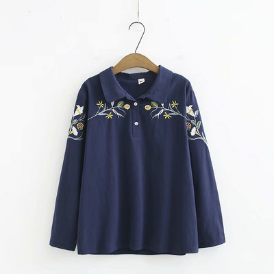 Naiste vabaaja särk pikkade varrukate ja tikanditega