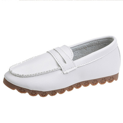 Sieviešu ikdienas mokasīni no mākslīgās ādas ar plakanu zoli