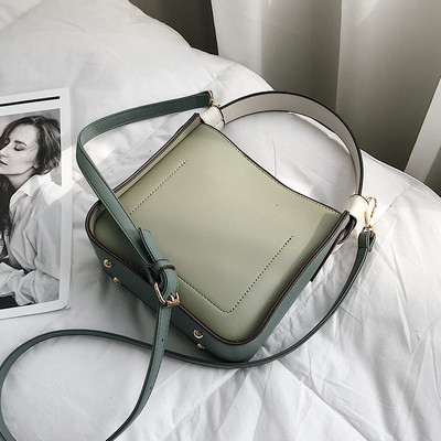 Ikdienas sieviešu ādas soma ar gariem un īsiem rokturiem