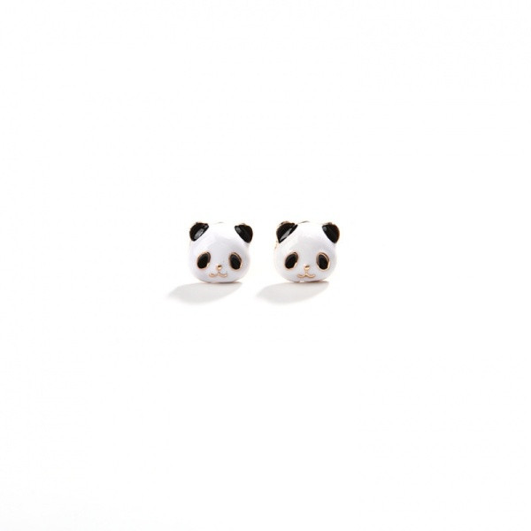 Női fülbevaló panda designnal