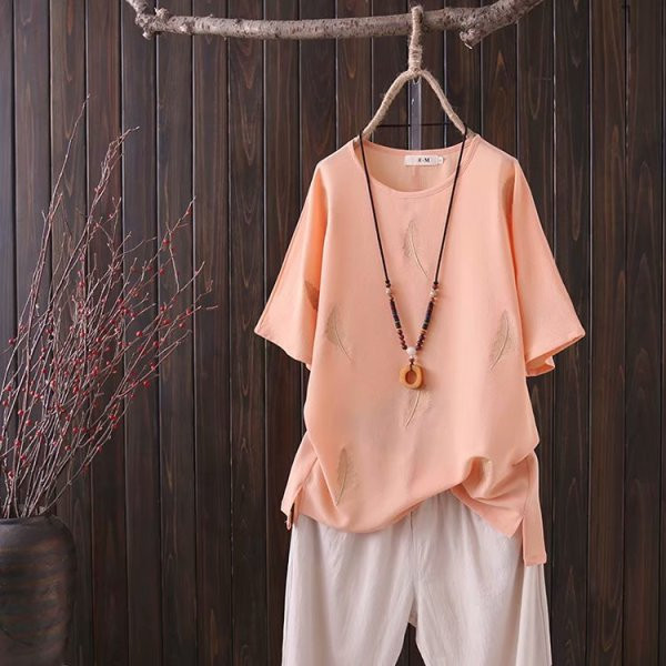 Lezser, széles női póló rövid ujjal és ovális nyakkivágással