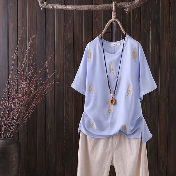 Lezser, széles női póló rövid ujjal és ovális nyakkivágással