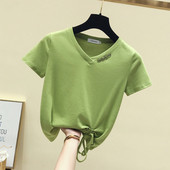 Ikdienas sieviešu t-krekls ar V veida kakla izgriezumu un mežģīnēm