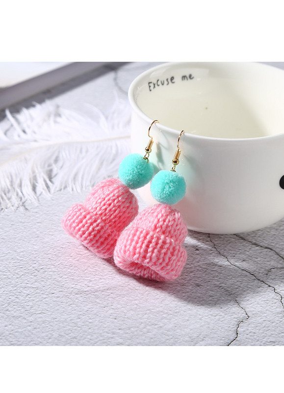 Cercei de dama in forma de palarie de iarna