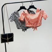 Új modell rövid női csíkos blúz csupasz váll