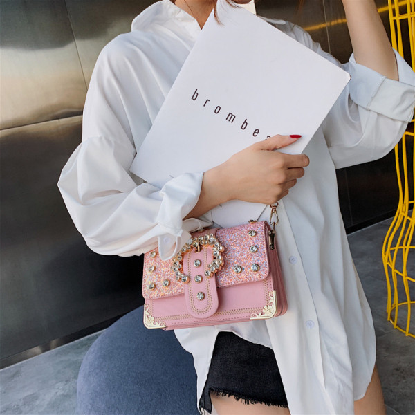 Geanta dama cu decor cu pietre si prindere metalica