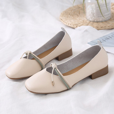 Öko bőrből készült, fűzős, lapos talpú női alkalmi cipő