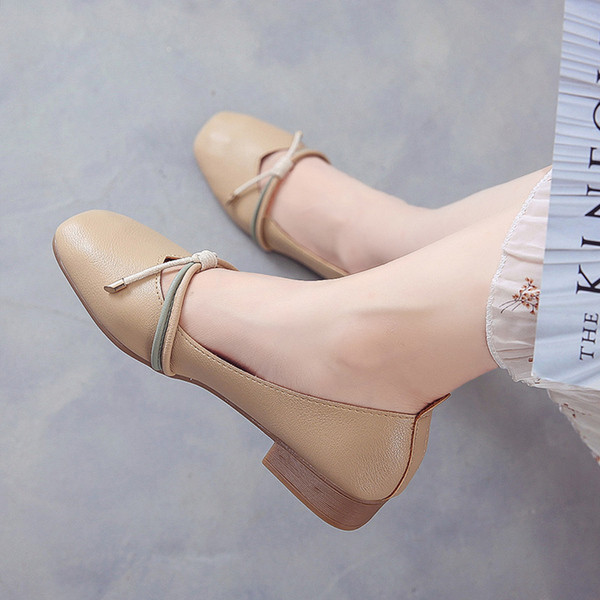 Öko bőrből készült, fűzős, lapos talpú női alkalmi cipő