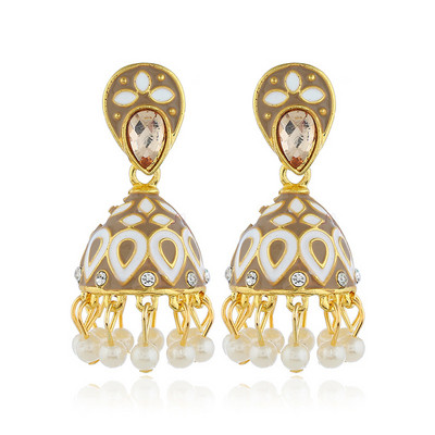 Karājoši auskari ar pērlēm un akmeņiem