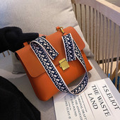 Moderna sieviešu soma no eko ādas ar metāla aizdari