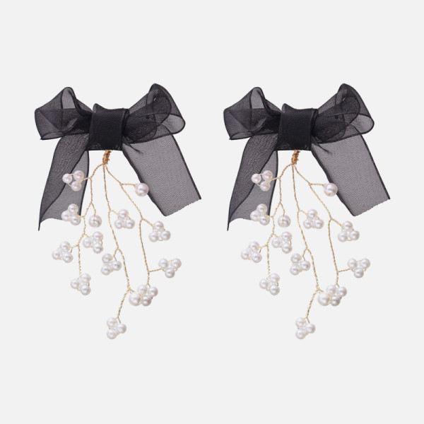 Moderni sieviešu auskari ar tillu un pērlēm