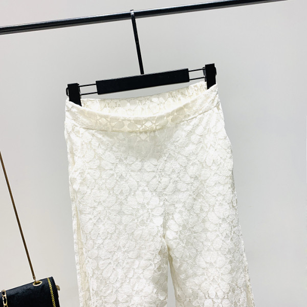 Naujo modelio moteriškos nėriniuotos kelnės - tiesaus modelio