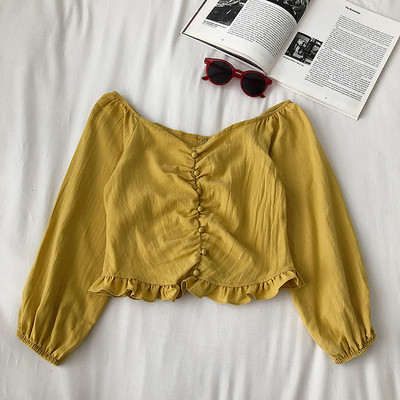 Pašreizējā sieviešu īsā blūze ar platām piedurknēm