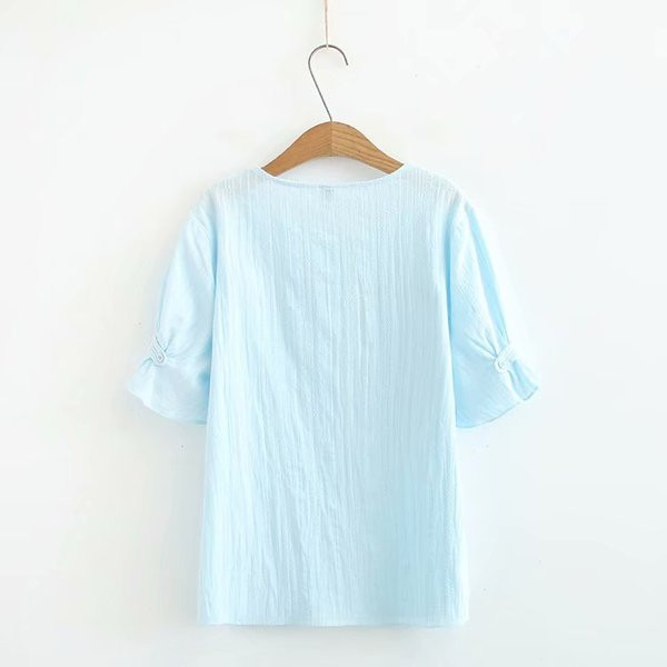 Vabaaja naiste lühike T-särk laiade lühikeste varrukate ja ovaalse kaelusega