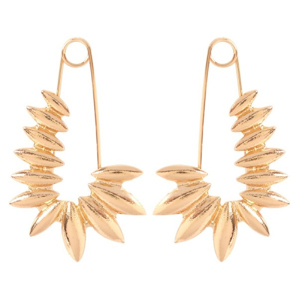 Sieviešu auskari piespraudītes formā - četri modeļi