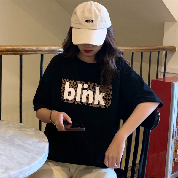 Bluză casual de damă cu imprimeu și mâneci scurte