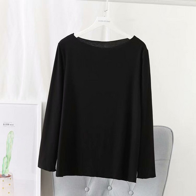 Alkalmi női blúz sima modell hosszú ujjal és ovális nyakkivágással